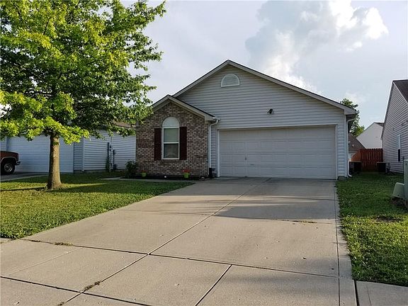 2nd image of 6947 Beargrass Ct