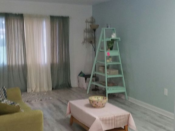 2nd image of 1477 Feather Dr