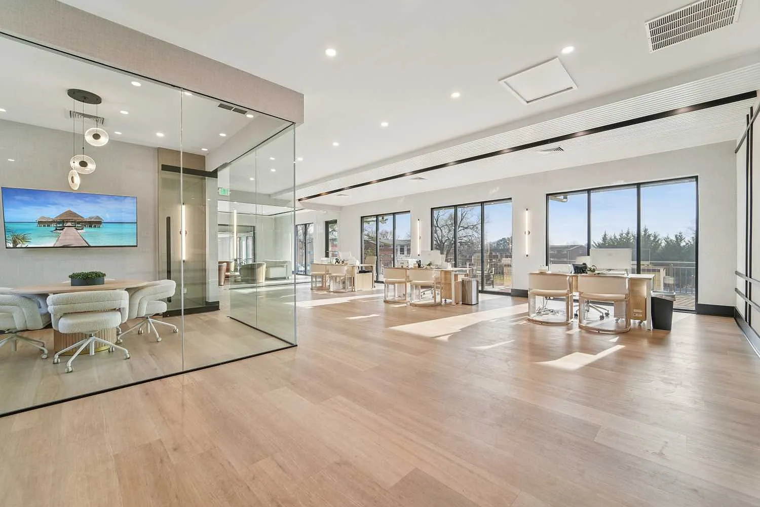 Ridge Gardens Apartments — Photo 1