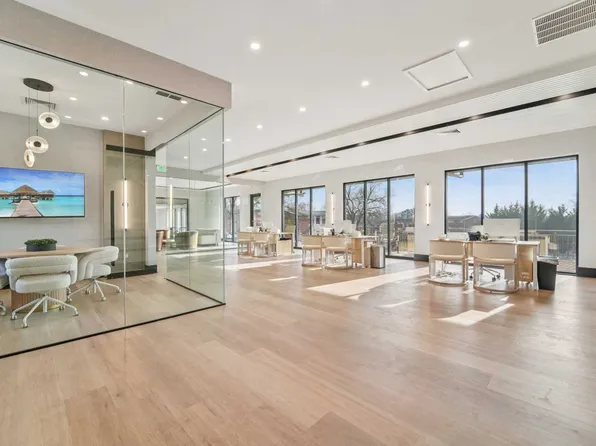 Ridge Gardens Apartments