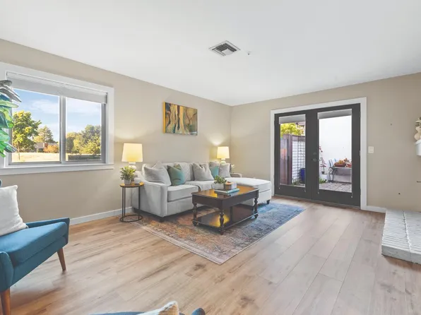 51 Vineyard Circle, Sonoma, CA 95476