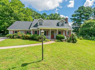 31 Glen Ct, Ellenwood, GA 30294
