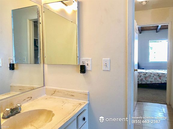 4th image of 1820 Speyer Ln APT 4