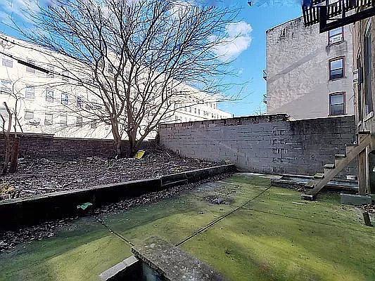 1st image of 780 Saint Johns Pl #1R