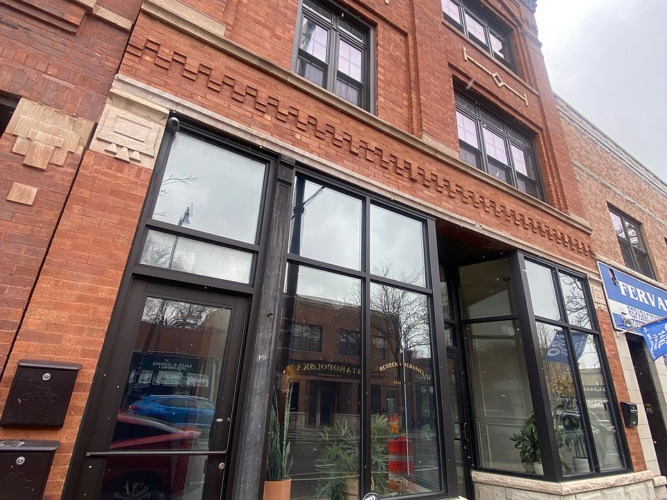 1st image of 3035 N Milwaukee Ave #3