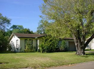 1603 Travis Ave, Victoria, TX 77901