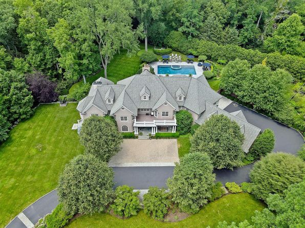 218 Croton Ave