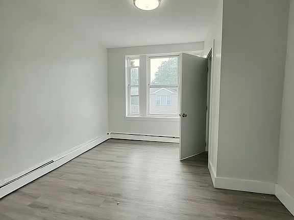 2nd image of 21 Seidler St #9