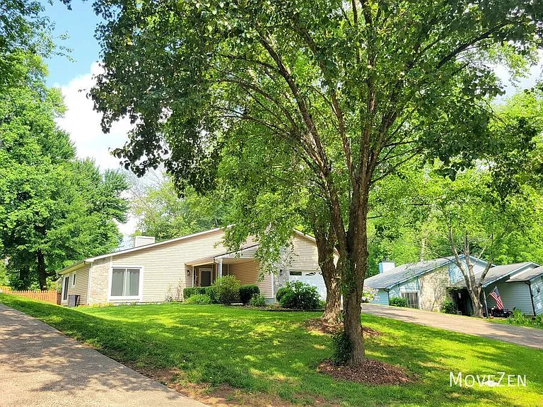 9338 Aylesbury Ln — Photo 11