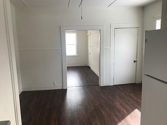 3rd image of 394 Main St #A