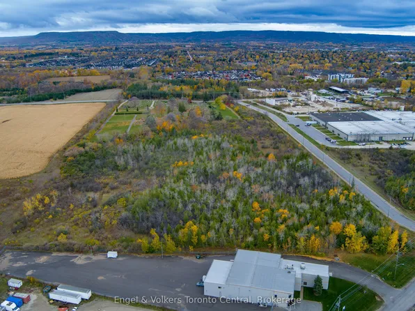 401 Raglan St, Collingwood, ON L9Y 5P9