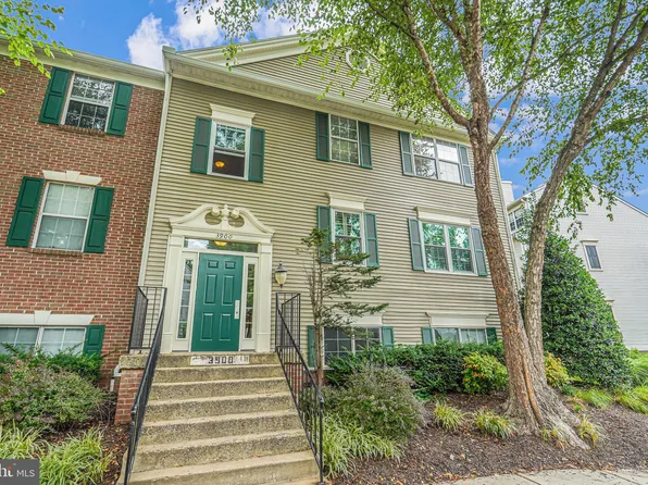 3900 Golf Tee Ct Unit 395, Fairfax, VA 22033