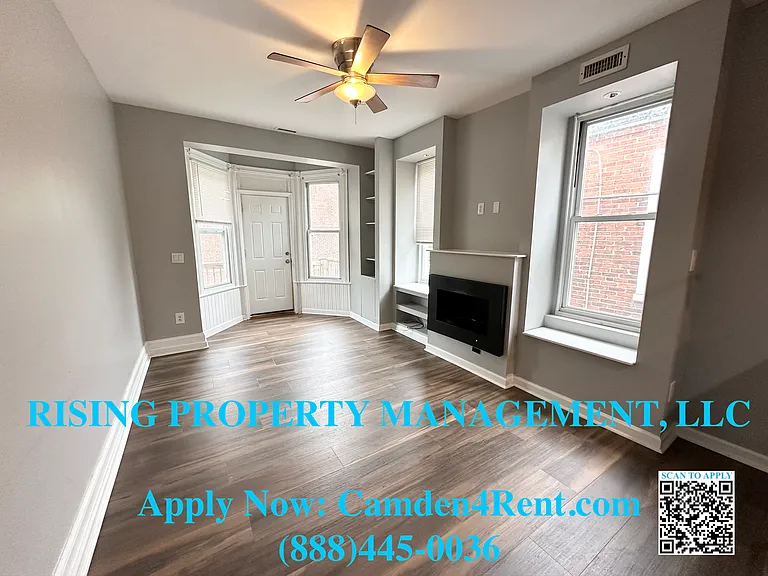 422 Chambers Ave — Photo 1