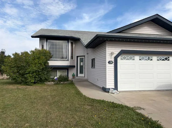 24 SE Pleasant Park Ct W, Brooks, AB T1R 1N3