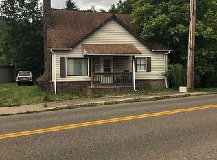 330 Liberty St, Dillonvale, OH 43917