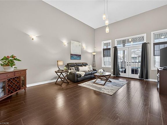 4th image of 136 Whitwell Way