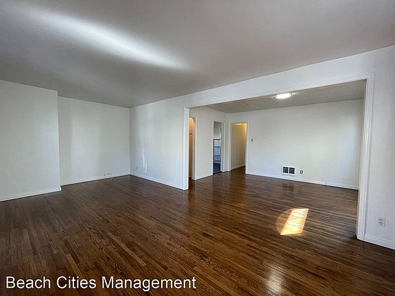 3rd image of 108 Bennett Ave #108