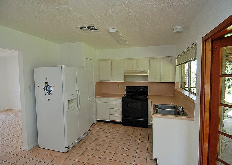 1st image of 6119 Knollwest Dr