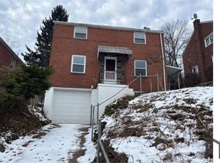 2015 Fairlawn St, Pittsburgh, PA 15221