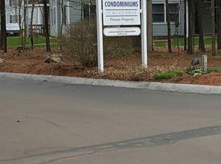 37 Alice Dr, Concord, NH 03303