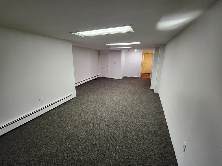 84 Lake Ave — Photo 15