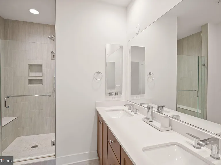 11258 Faraday Park Dr — Photo 24