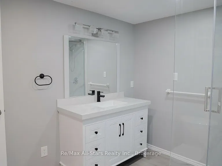 1 Crescent Ct #LOWER — Photo 17