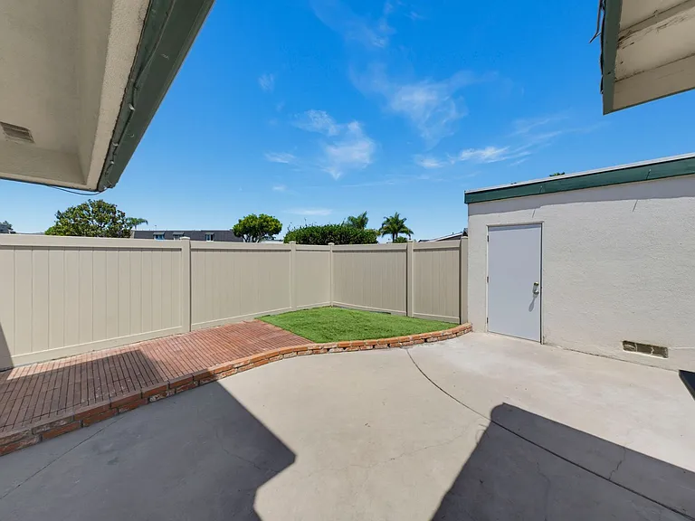 20361 Fee Ln — Photo 29
