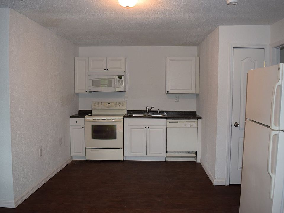 6 BLACK DOG RESIDENTIAL 1001 1001 Wall St Eustis FL Zillow