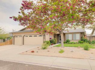 560 Ranch Rd, Fernley, NV 89408