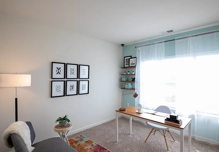 Summerfields Lofts — Photo 12