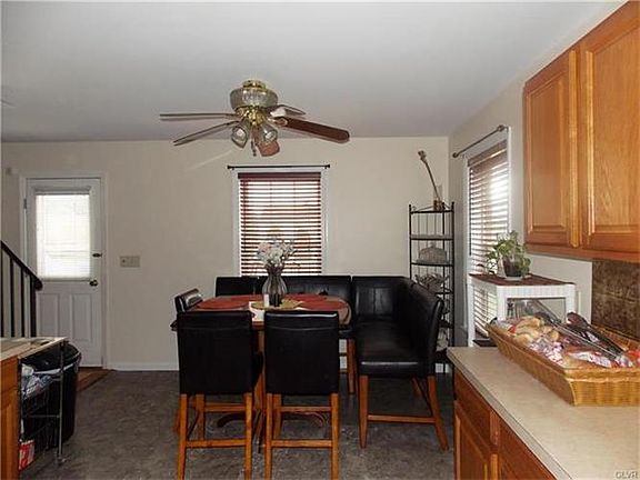 5th image of 2670 Hickory Dr