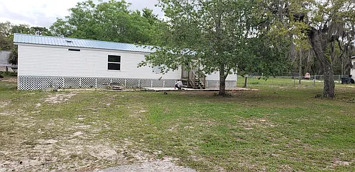 17014 Meridian Blvd Photo 1