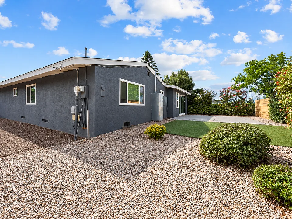 5240 Remington Rd