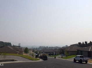 719 N 74th Ave, Yakima, WA