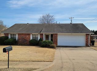 3001 Loris Ln, Bartlesville, OK 74006