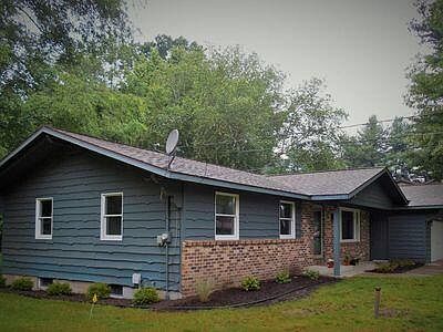 3rd image of 1439 Ivanhoe Rd
