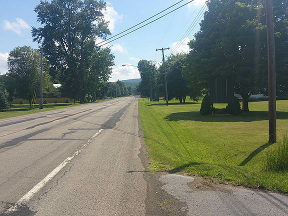 5th image of 7063 Main St