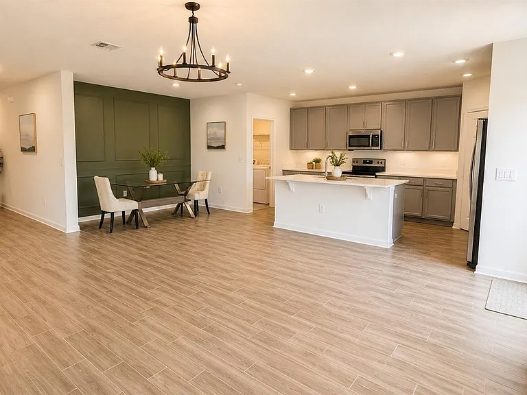 827 Ofanto Way — Photo 10