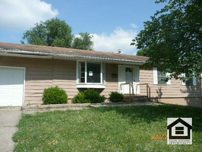 1st image of 635 N 62nd Pl