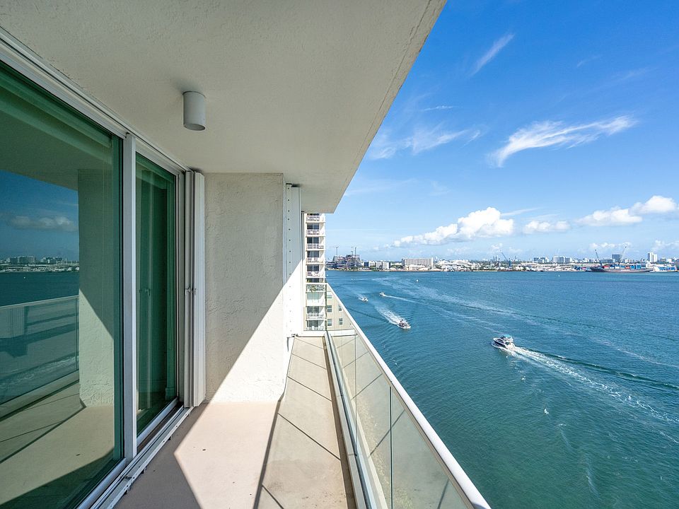 1st image of 800 Claughton Island Dr #12