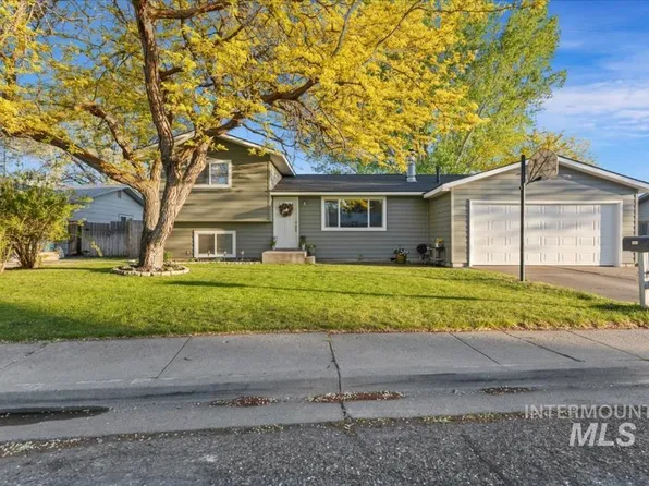 275 E 14 N, Mountain Home, ID 83647