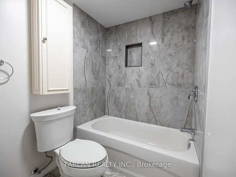 621 Gibbons St #1 — Photo 12