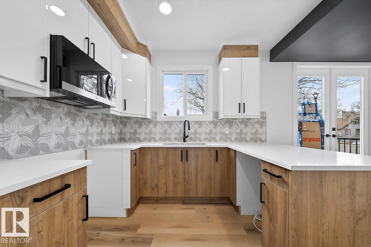 3 bed, 2.5 bath, 1250 sqft, $2,295 — Photo 3