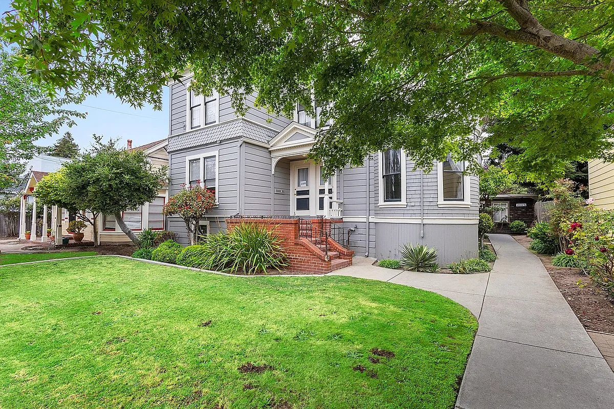 Building Photo - 2309 San Jose Ave #1