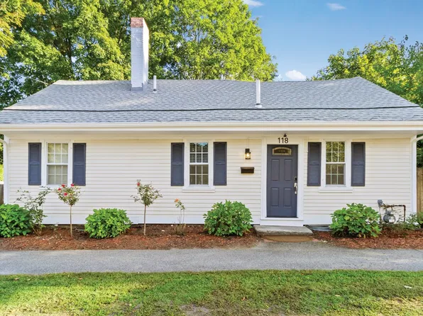 118 Bedford St, Concord, MA 01742