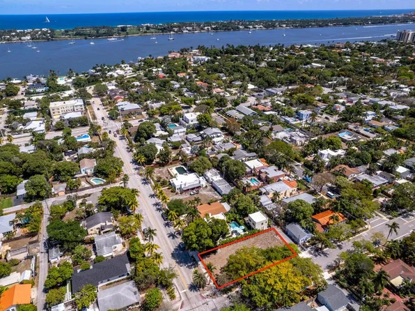 3618 Spruce Avenue, West Palm Beach, FL 33407