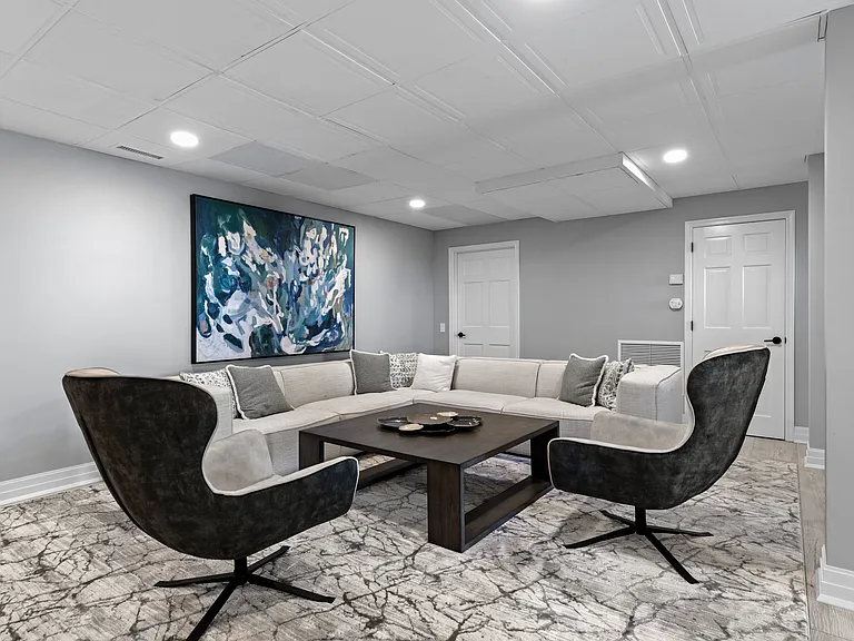 26 Three Mile Harbor Dr — Photo 39