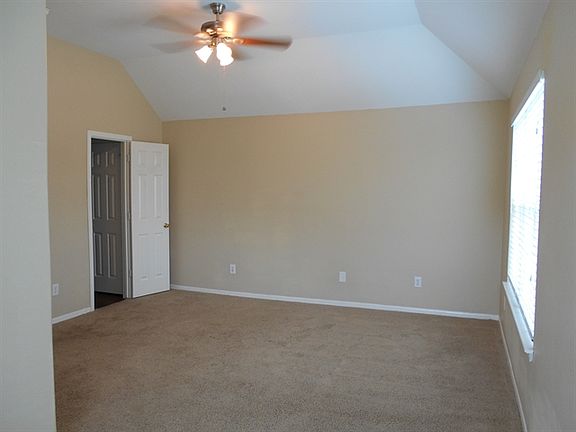 5th image of 12803 Glorywhite Ct