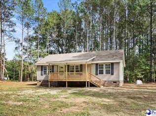 1025 Creekside Dr, Hartsville, SC 29550